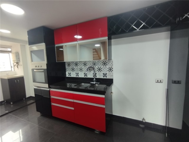 Apartment in Medellín, Patio Bonito, El Poblado - View 4