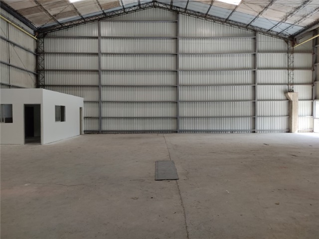 Bodega en Arriendo - Más