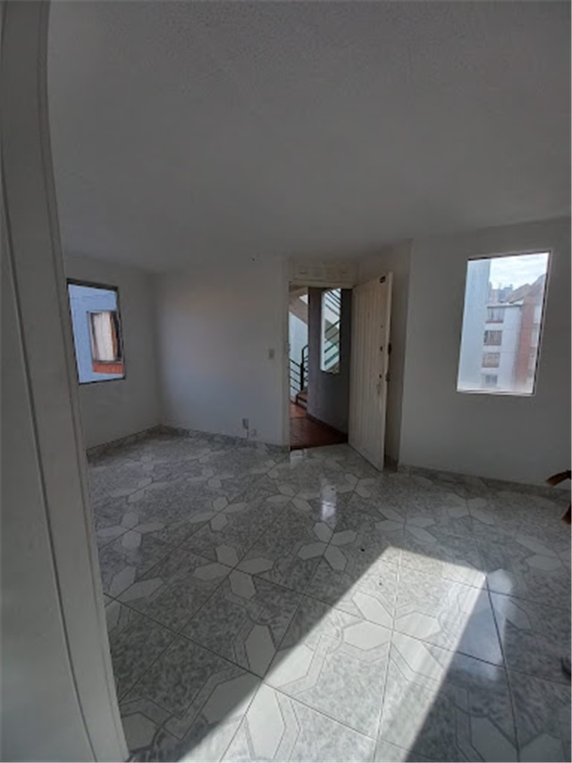 Piso – Bogotá, Localidad Kennedy - Vista 2