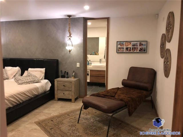 Apartamento en venta en Loma De Las Brujas, Envigado · foto 12 de 19