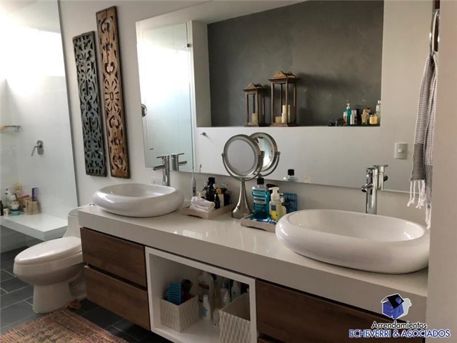 Apartamento en venta en Loma De Las Brujas, Envigado · foto 15 de 19