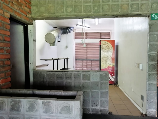 Local en arriendo en Milla De Oro, Medellín, 121 m² · foto 11 de 15