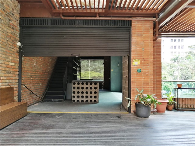 Local en arriendo en Milla De Oro, Medellín, 121 m² · foto 14 de 15