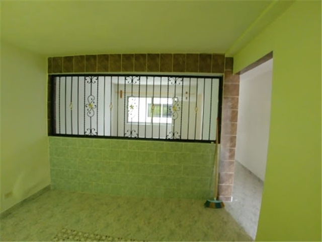 Casa de 8 alcobas en venta en Cristo Rey, Medellín, 510 m² · foto 5 de 18