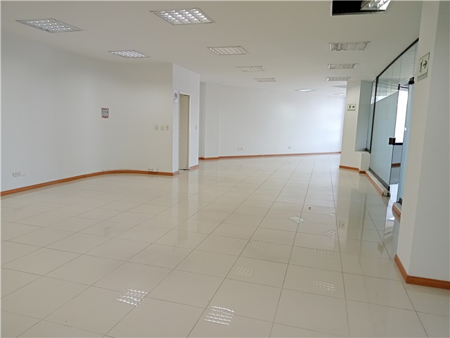 Local en Arriendo - Vista 4