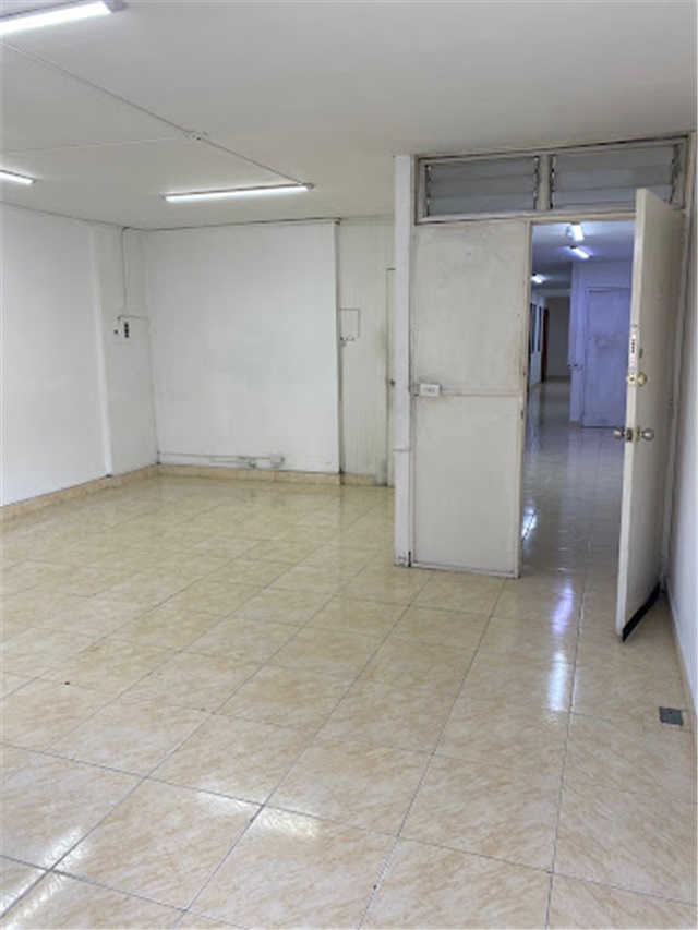 Oficina en venta en La Candelaria, Medellín, 212 m² · foto 6 de 10