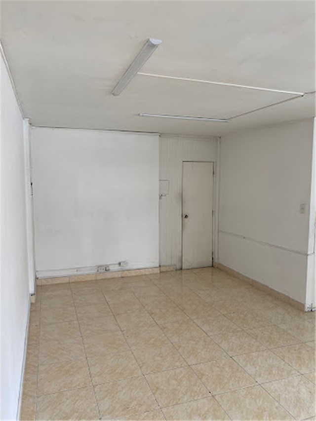 Oficina en venta en La Candelaria, Medellín, 212 m² · foto 7 de 10