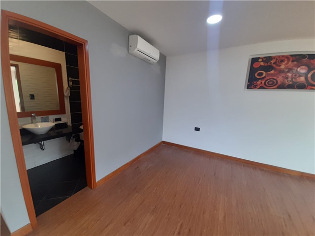 Oficina en Arriendo - Vista 4