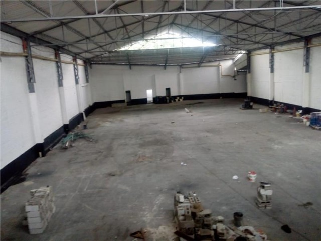 Bodega en Arriendo - Más