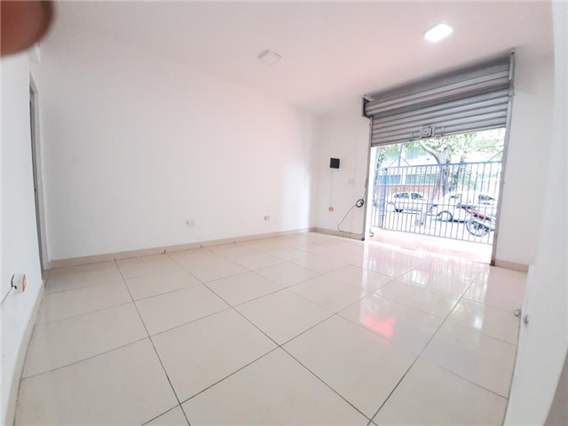Local en Arriendo - Vista 5