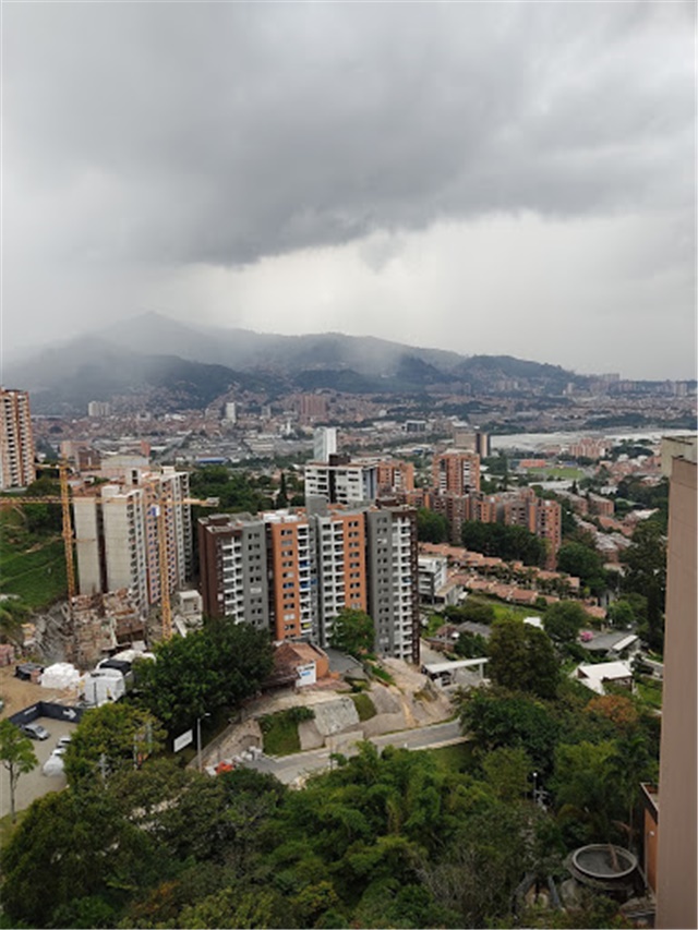 Apartment in Envigado, Valle de Aburrá - View 4