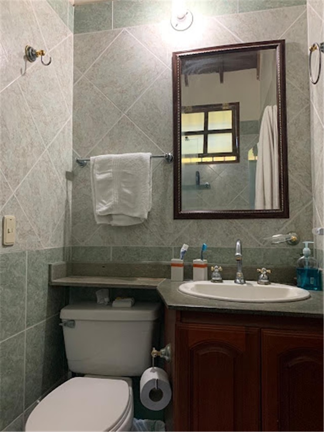 Casa de 5 alcobas en venta en Alto De Las Flores, Sabaneta, 500 m² · foto 16 de 24