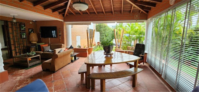 Casa de 5 alcobas en venta en Alto De Las Flores, Sabaneta, 500 m² · foto 24 de 24