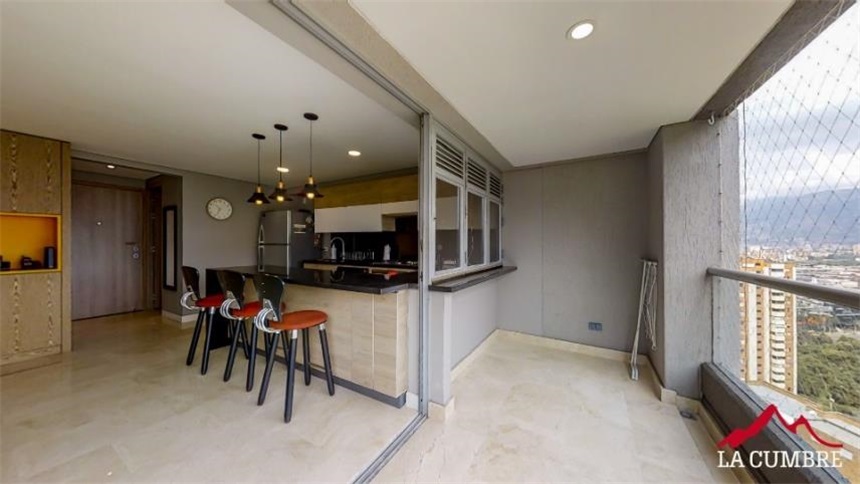Apartamento de 2 alcobas en arriendo en El Poblado, Medellín, 95 m² · foto 4 de 13