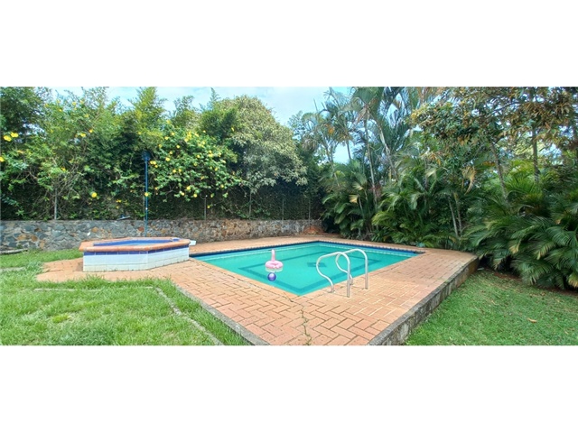 Casa de 5 alcobas en venta en La Reforma, Cali, 400 m² · foto 5 de 24