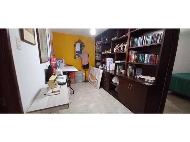 Casa de 5 alcobas en venta en La Reforma, Cali, 400 m² · foto 15 de 24