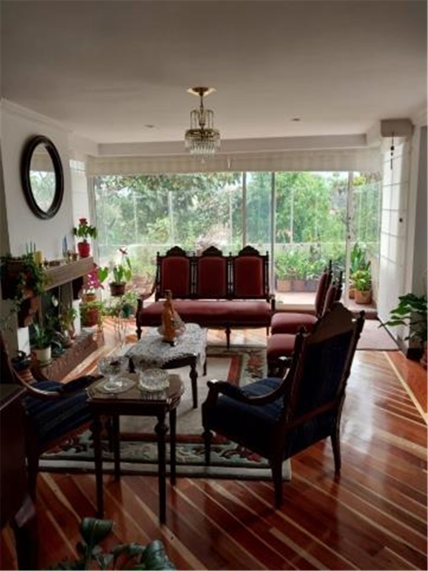 Piso – Bogotá, Agrupación de Vivienda Unifamiliar Gratamira UIC, Localidad Suba