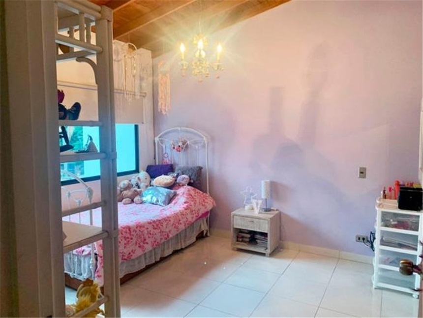 Casa de 4 alcobas en venta en Loma De Los Gonzalez, Medellín, 250 m² · foto 12 de 18