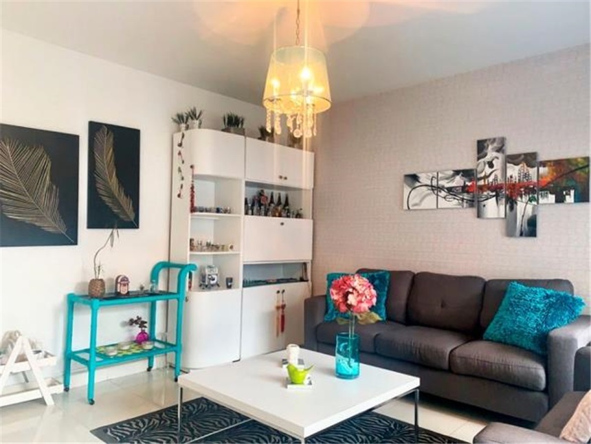 Casa de 4 alcobas en venta en Loma De Los Gonzalez, Medellín, 250 m² · foto 2 de 18