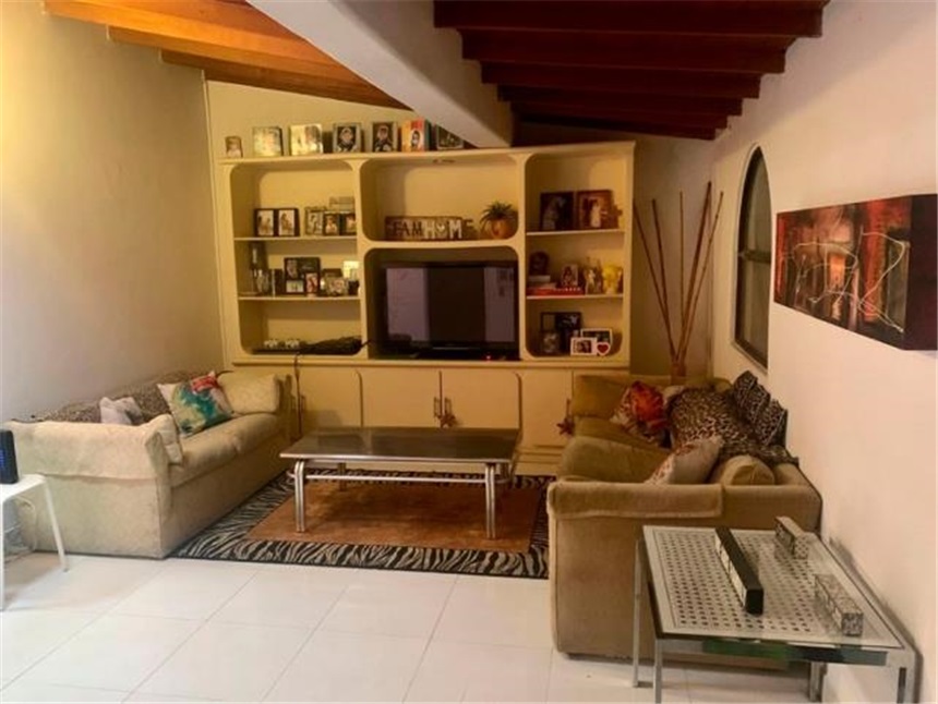 Casa de 4 alcobas en venta en Loma De Los Gonzalez, Medellín, 250 m² · foto 6 de 18