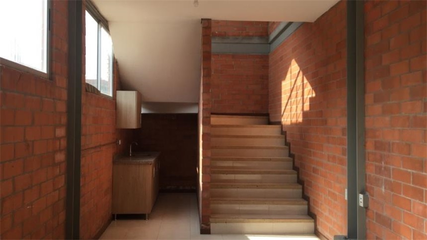 Bodega en arriendo en Acopi, Yumbo, 778 m² · foto 22 de 24