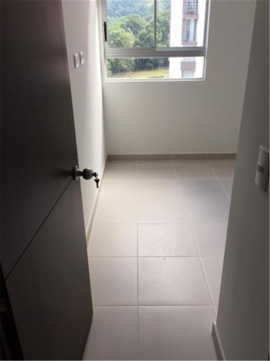 Apartamento de 3 alcobas en venta en Ruitoque Alto, Floridablanca, 110 m² · foto 10 de 23