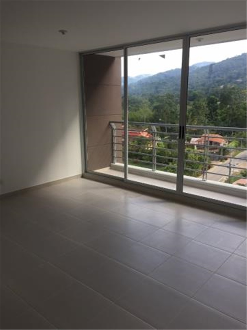 Apartamento de 3 alcobas en venta en Ruitoque Alto, Floridablanca, 110 m² · foto 3 de 23
