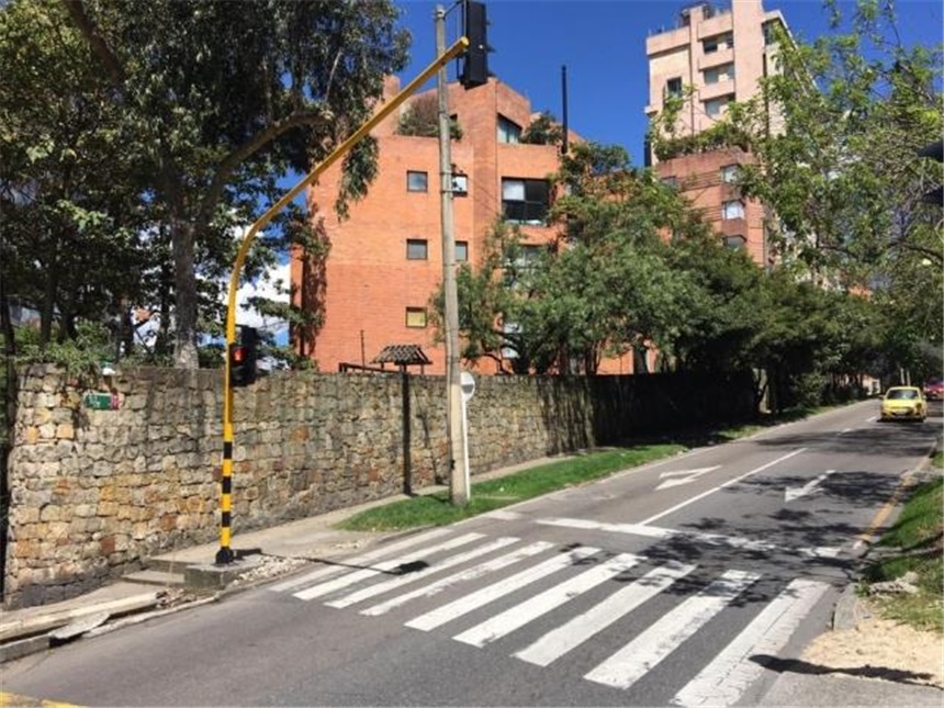 Apartamento de 3 alcobas en venta en Los Rosales, Bogotá, 172 m² · foto 19 de 21