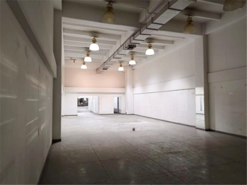Local en arriendo en El Poblado, Medellín, 224 m² · foto 7 de 16