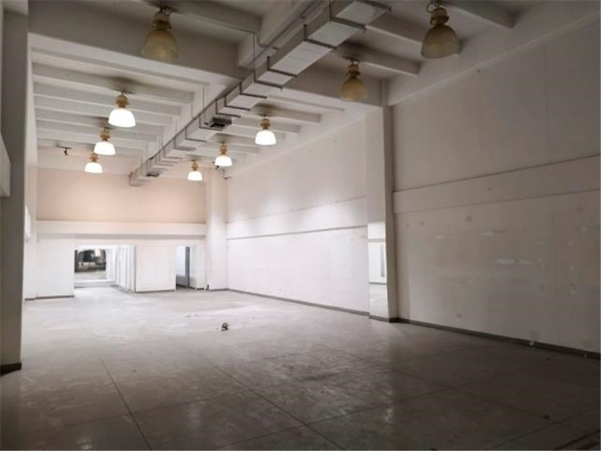 Local en arriendo en El Poblado, Medellín, 224 m² · foto 8 de 16