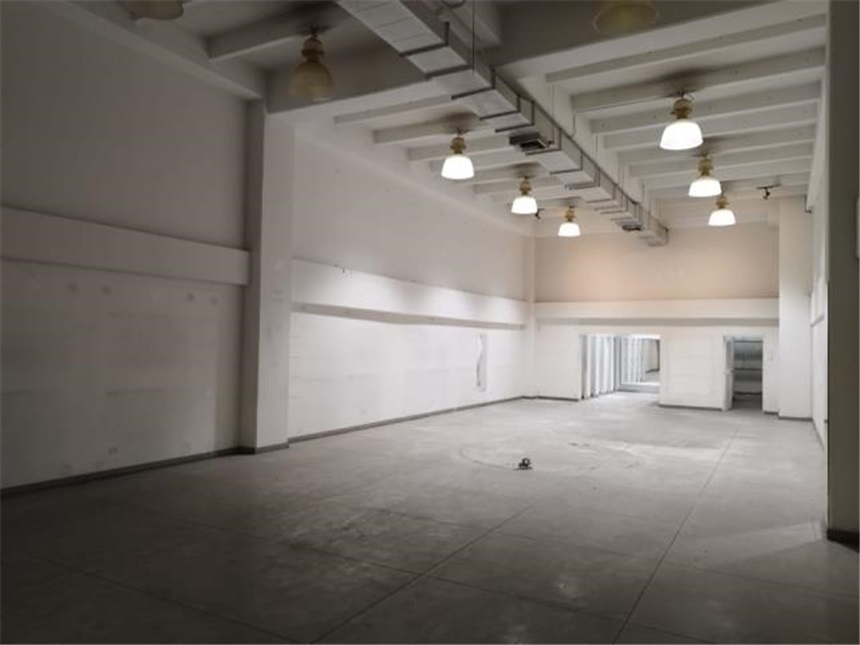 Local en Arriendo - Vista 4