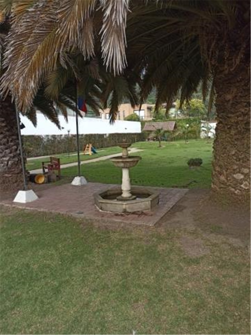 Casa de 5 alcobas en venta en San Jose De Bavaria, Bogotá, 320 m² · foto 10 de 19