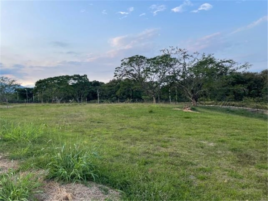 Lote en venta en La Riverita, Cali, 3000 m² · foto 9 de 17
