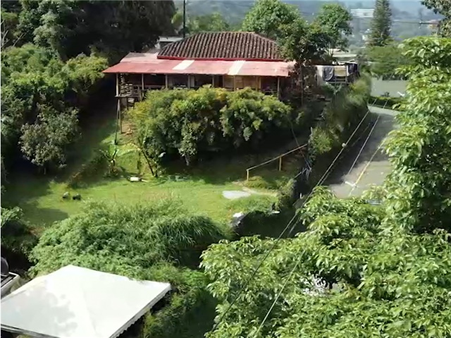 Lote en venta en El Chocho, Envigado, 1875 m² · foto 6 de 24