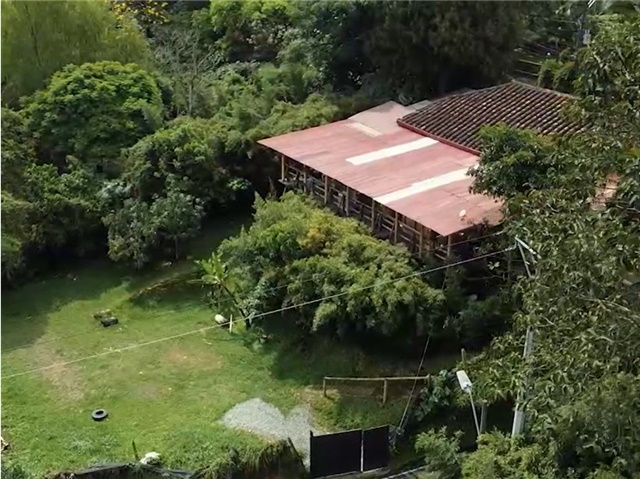 Lote en venta en El Chocho, Envigado, 1875 m² · foto 10 de 24