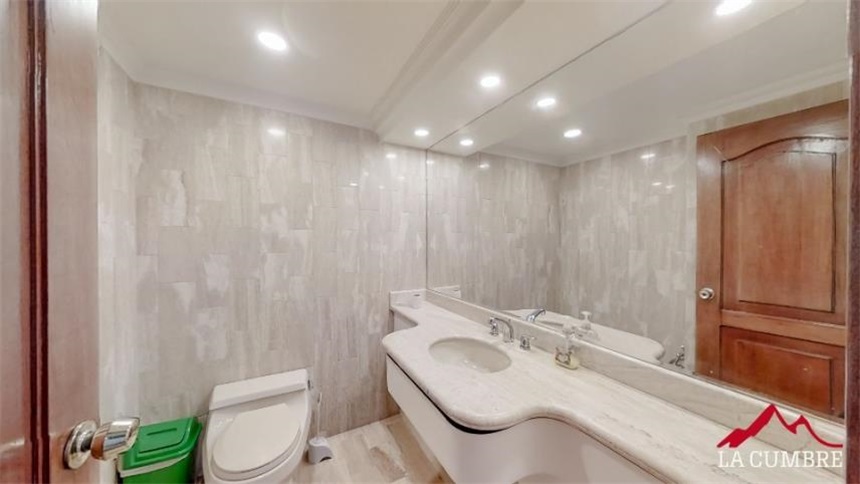 Apartamento de 3 alcobas en arriendo en San Lucas, Medellín, 500 m² · foto 12 de 20