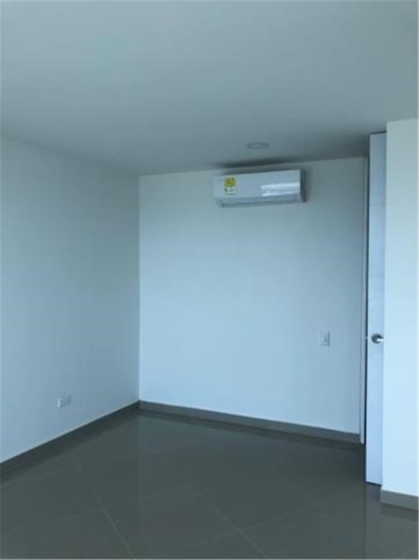 Apartamento de 2 alcobas en venta en Crespo, Cartagena, 124 m² · foto 4 de 8