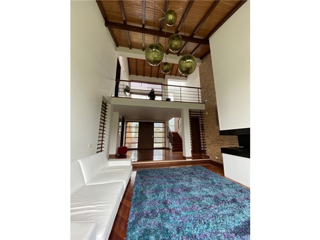 Casa de 4 alcobas en venta en Lagos De Torca, Bogotá, 437 m² · foto 8 de 24