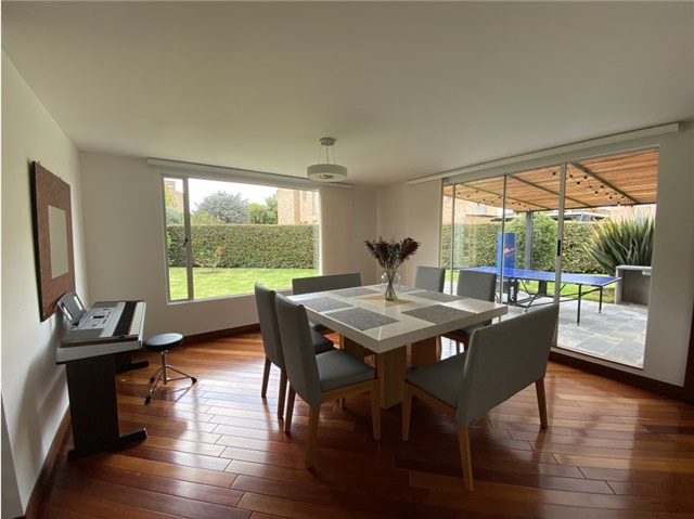 Casa de 4 alcobas en venta en Lagos De Torca, Bogotá, 437 m² · foto 9 de 24