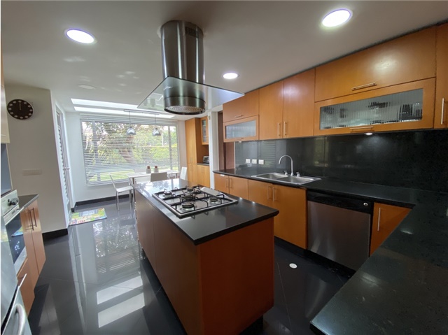 Casa de 4 alcobas en venta en Lagos De Torca, Bogotá, 437 m² · foto 10 de 24