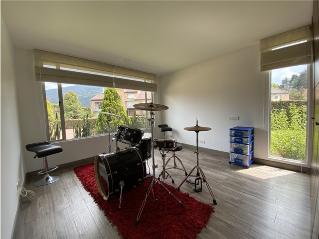 Casa de 4 alcobas en venta en Lagos De Torca, Bogotá, 437 m² · foto 12 de 24