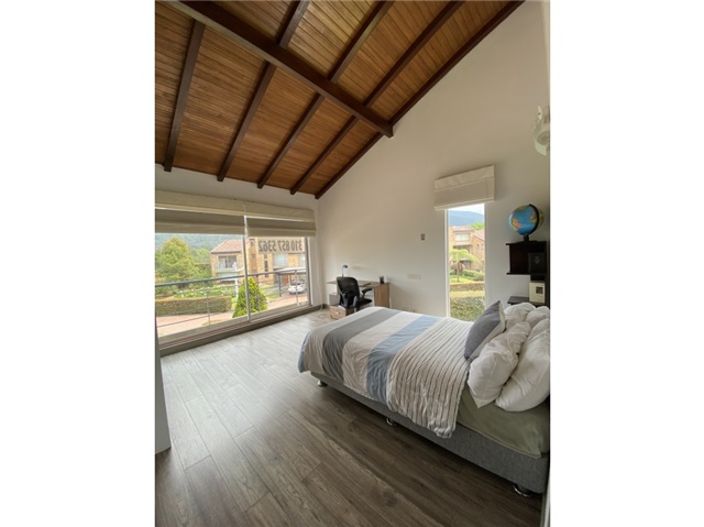 Casa de 4 alcobas en venta en Lagos De Torca, Bogotá, 437 m² · foto 17 de 24