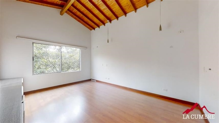 Casa de 4 alcobas en venta en La Sebastiana, Envigado, 263 m² · foto 14 de 14