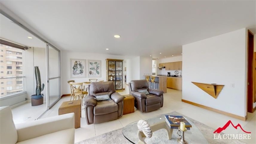 Apartamento de 2 alcobas en arriendo en El Tesoro, Medellín, 122 m² · foto 8 de 12