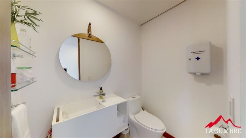 Apartamento de 2 alcobas en arriendo en El Tesoro, Medellín, 122 m² · foto 9 de 12