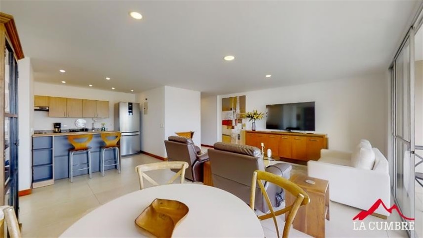 Apartamento de 2 alcobas en arriendo en El Tesoro, Medellín, 122 m² · foto 4 de 12