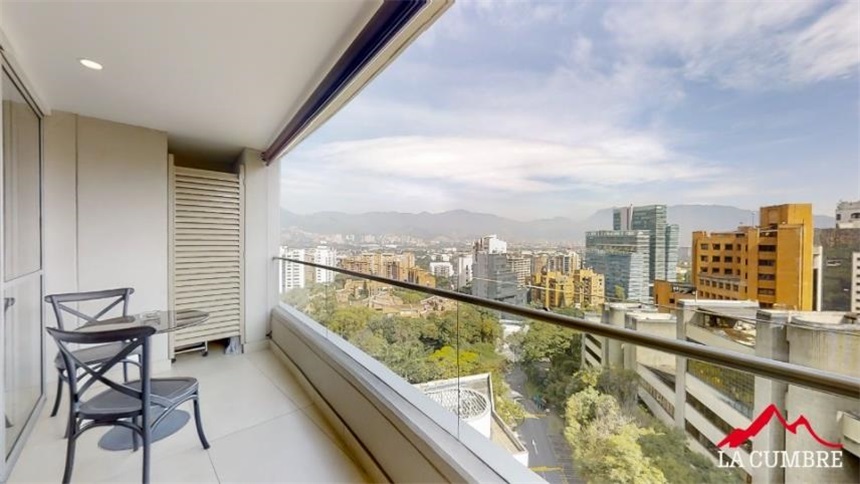 Apartamento de 2 alcobas en arriendo en El Tesoro, Medellín, 122 m² · foto 3 de 12
