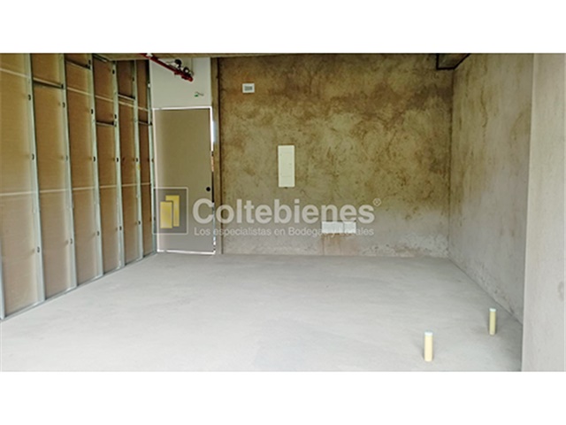 Oficina en venta en Las Lomas, Medellín, 121 m² · foto 8 de 20