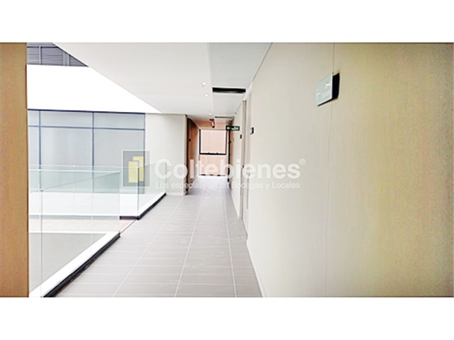 Oficina en venta en Las Lomas, Medellín, 121 m² · foto 16 de 20