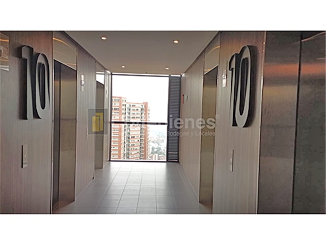 Oficina en venta en Las Lomas, Medellín, 121 m² · foto 18 de 20
